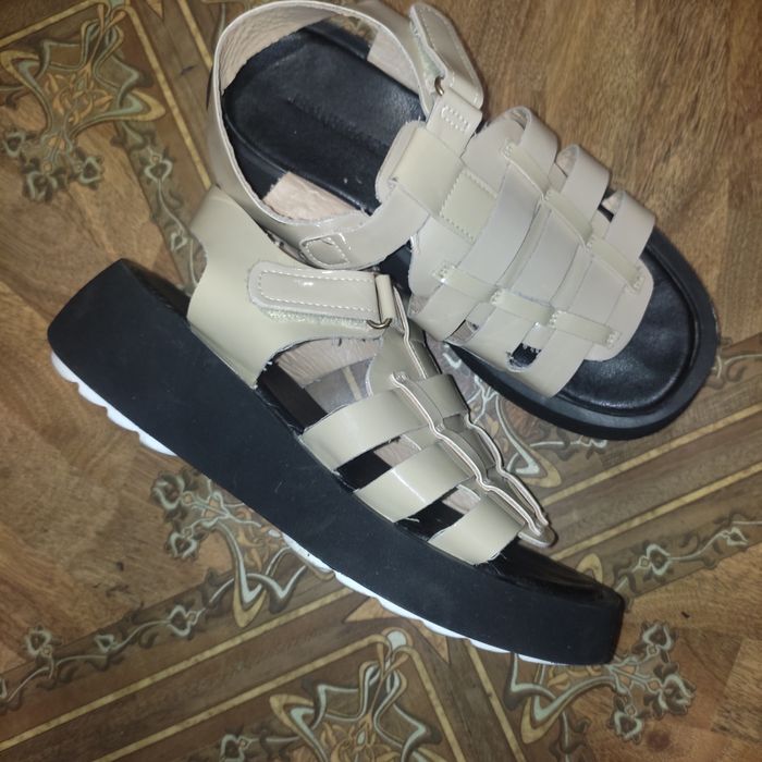 Босоножки, сандалии женские