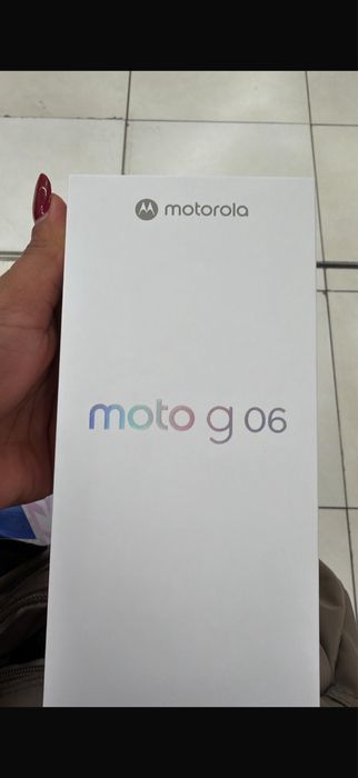Vendo motorola (lacrado na caixa )