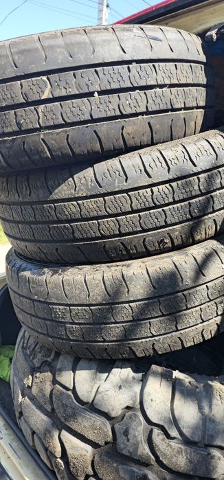 Продам R16c 215/65