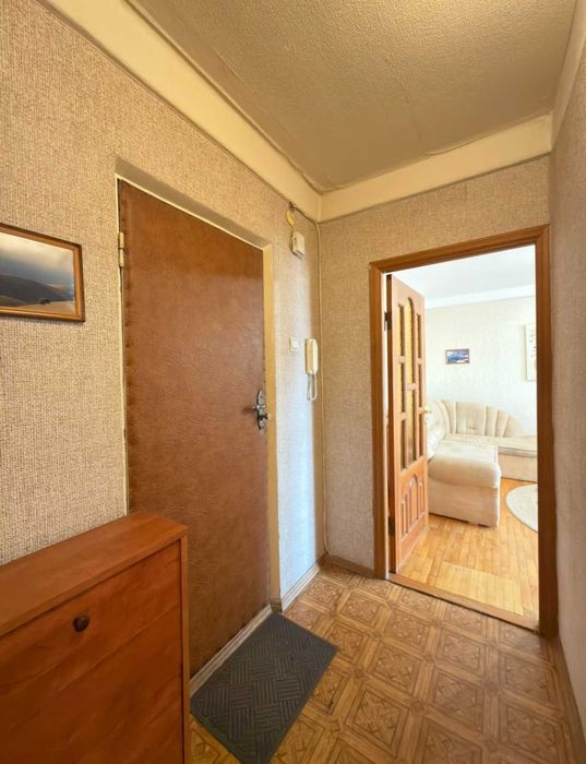 ПРОДАЖ 2 КІМНАТНОЇ КВАРТИРИ |Оболонський проспект 10,м.Оболонь 1хв пішки