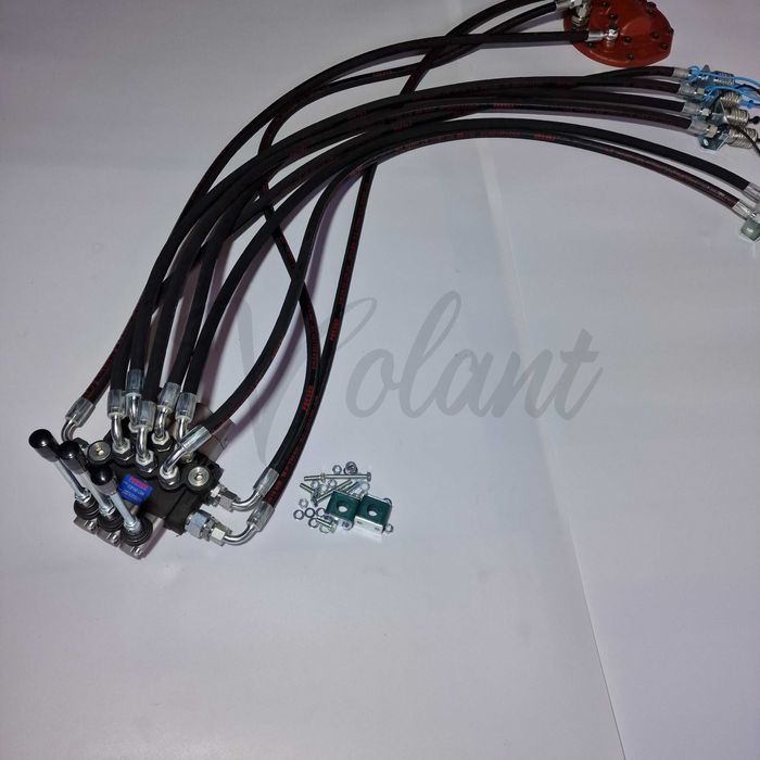 Rozdzielacz Zewnętrzny 3 Sekcyjny C-360 3x Pływająca Od Dolnej Pokrywy