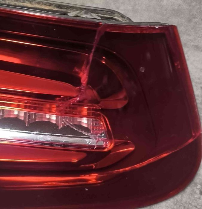 Farolim da Mala Esquerdo A2539067700 - MERCEDES-BENZ GLC