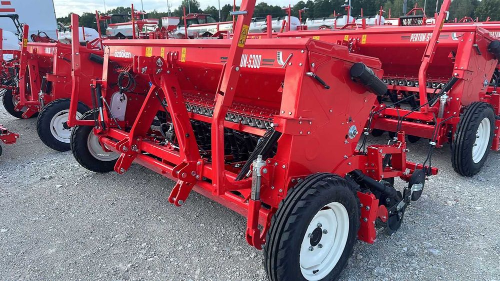 Siewnik zbożowy OZDOKEN PERTUM S-300 3m