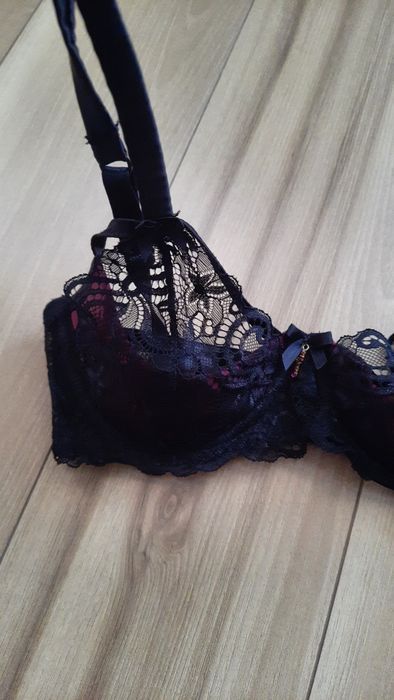 Elegancki biustonosz Mister Lady r. 75 C