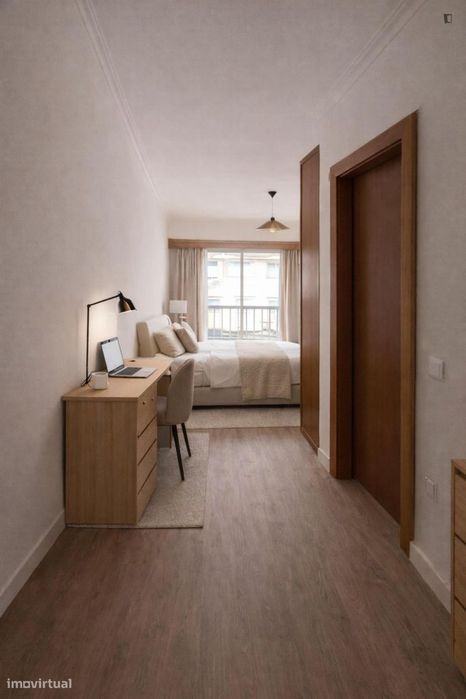Quarto - localizado em Amadora Lisbon