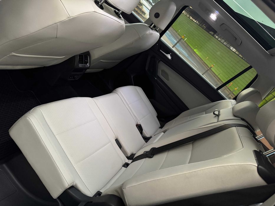 Volkswagen Tiguan 2018 2.0 чудовий стан