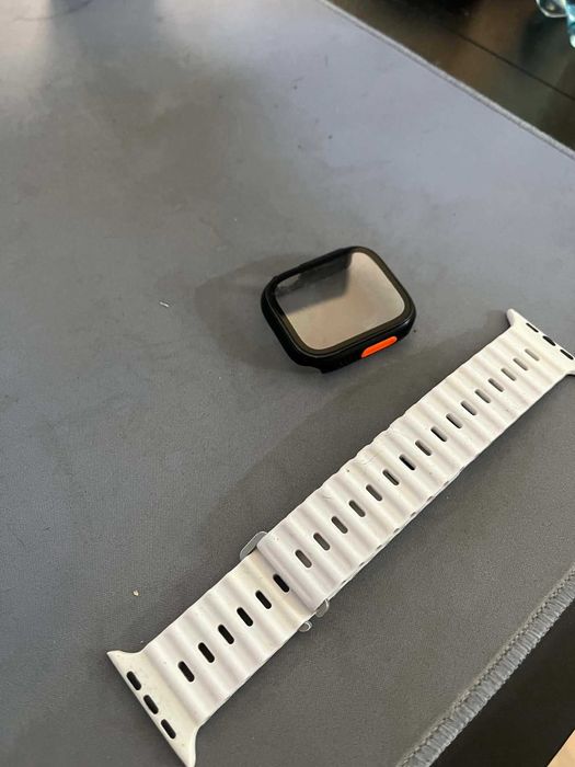 Smartwach APPLE Watch SE (2. generacji) GPS Koperta 44mm z aluminium