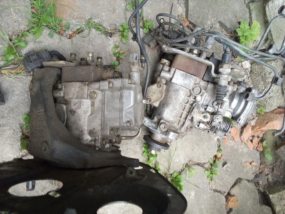 Головки до Ауді ,фольцваген,увз,Топлевна та інші запчастини двигуна