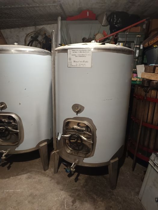 Cubas inox de 550  litros