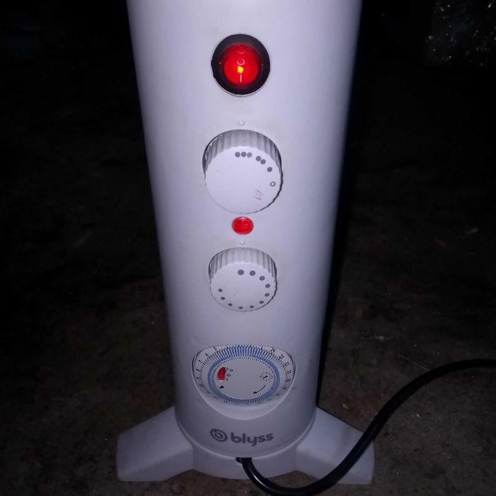 Grzejnik konwektorowy z dmuchawą 2000 Wat z programatorem czasowym