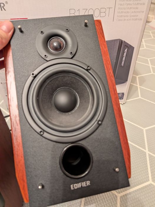 Głośniki Bluetooth Edifier R1700BT