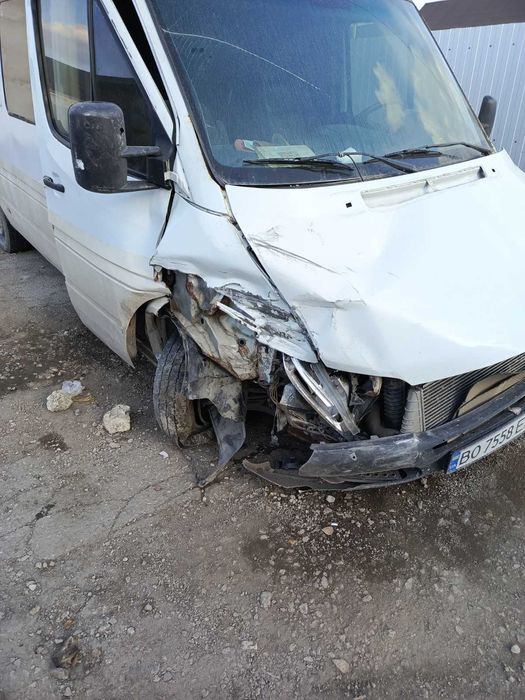 mercedes sprinter cdi 2.2 maxi base після дтп