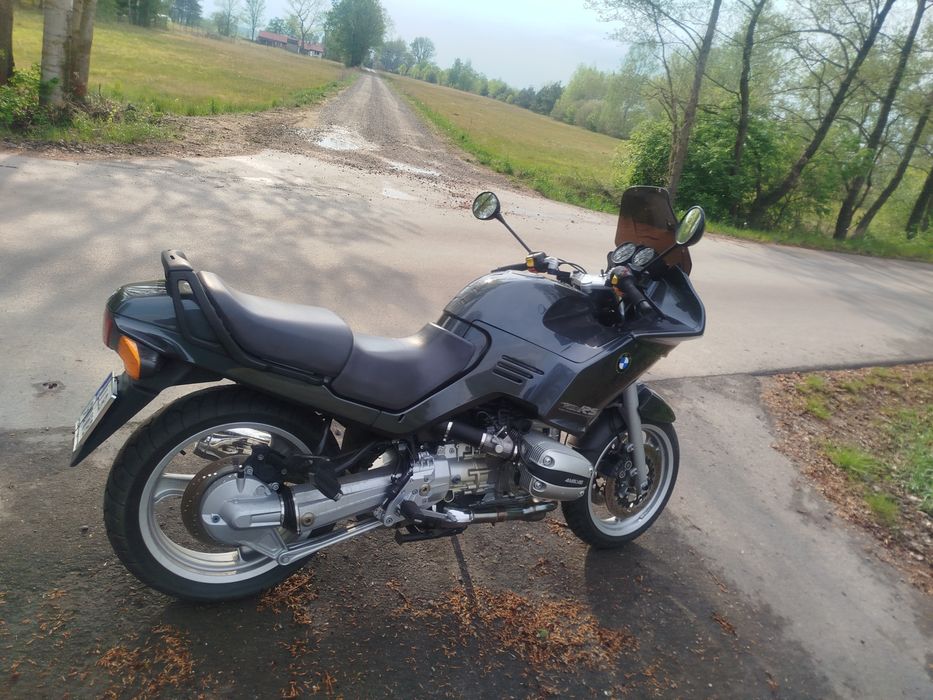 Motocykl BMW R1100 RS