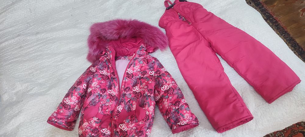 Продам зимний костюм на рост 108-116