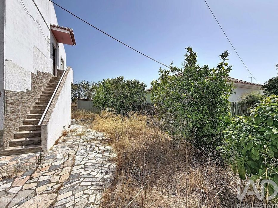 Casa / Villa T4 em Mexilhoeira Grande de 126 m2
