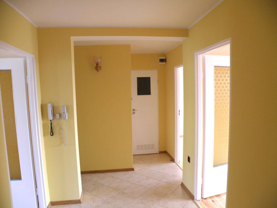 Przytulne, widne 3 pokoje z loggią i duża piwnicą (73 m²)