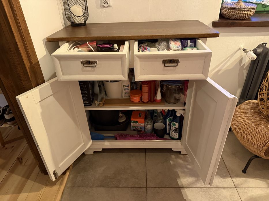 Komoda w stylu rustykalnym lite drewno