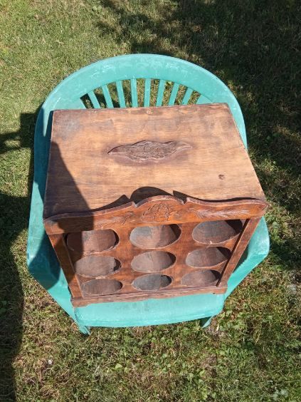 Winiarka drewniana, lekka