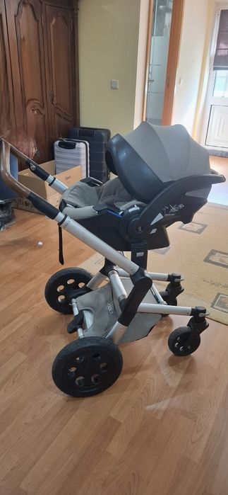 Carro de Bebé completo com Baby Cook
