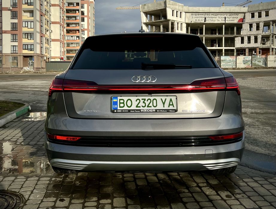 Audi e-tron 2019 VIN WAUZZZGE0KB018795 фото оголошення 16 з 23