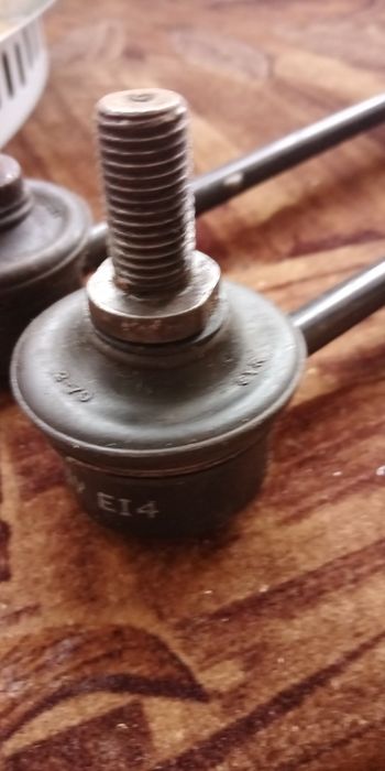 продам тяга (стойка) стабилизатора и задние тормозные колодки киа ceed