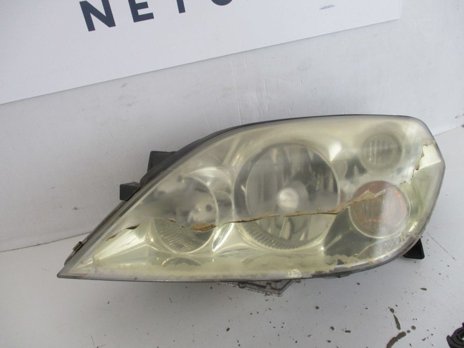 Farol optica Nissan primera 2005 xenon