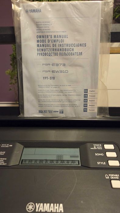Keyboard Yamaha PSR-373