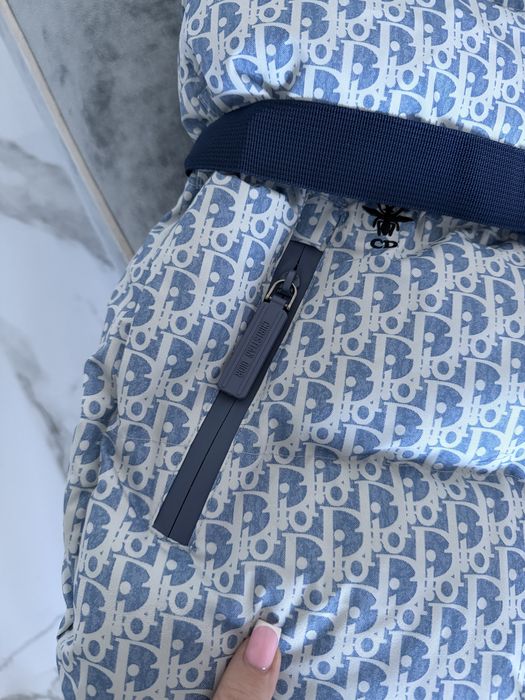 Голубая жилетка люкс бренд