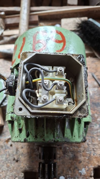 Silnik 3 fazowy 0.55kW