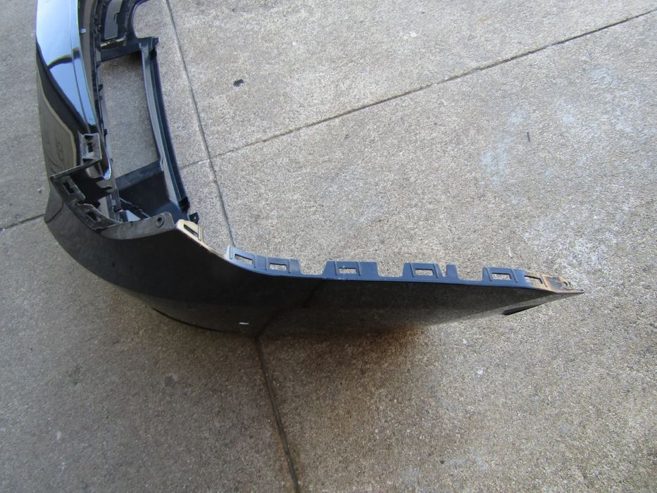 Para-choques tras Seat Leon carrinha ano 2023 (original), usado