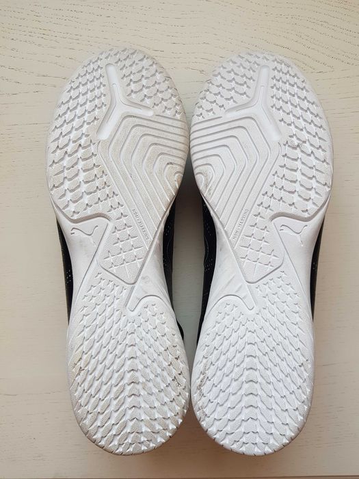 спортивне взуття, футзалки, бампи 41-42р.