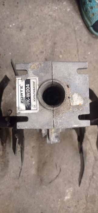 Насадка культиватор для мотокоси