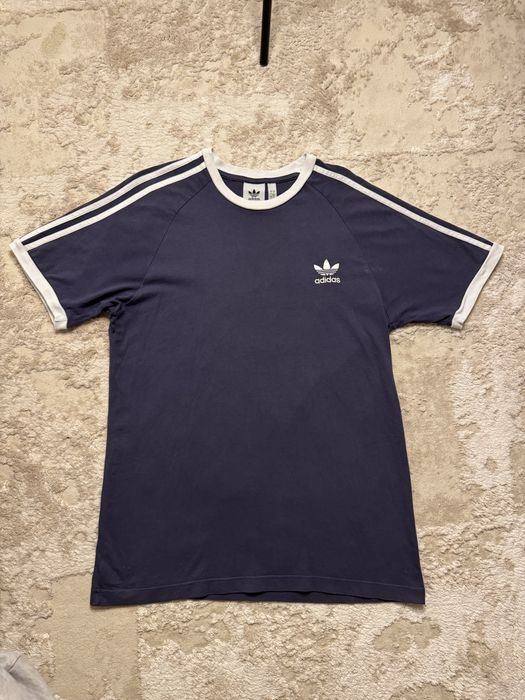 Adidas вінтажна футболка