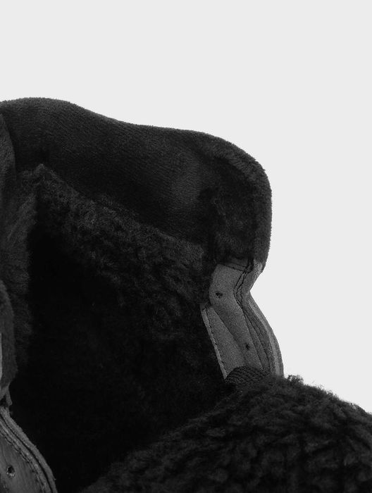 Зимові високі кросівки