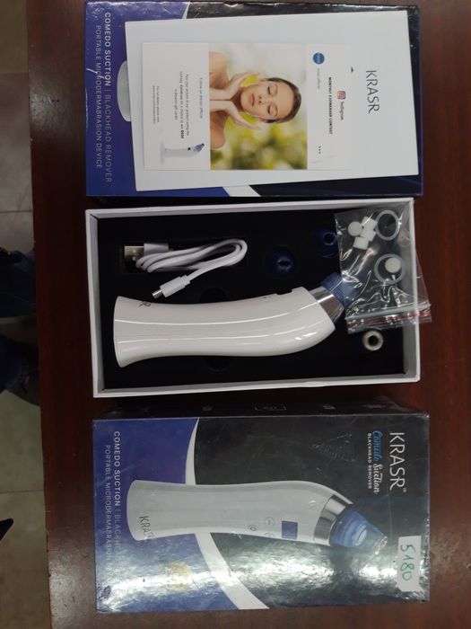 Ваккумный очиститель пор для лица KRASR Comedo Suction.