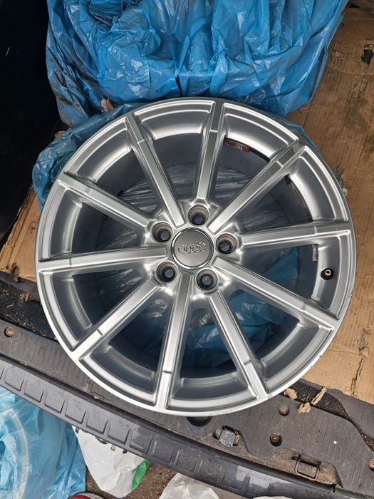 Felgi aluminiowe Audi A4 B8 8.0" x 18" 5x112 ET 47 8K0601025BQ