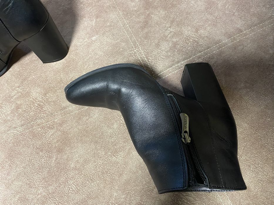 Чобітки жіночі осінні