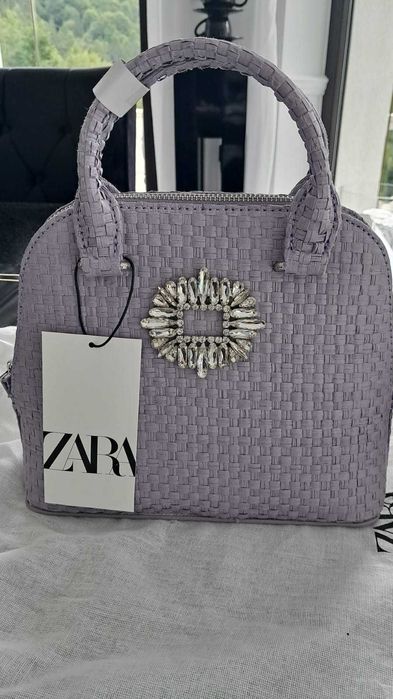 Zara torebka z rafii lawendowa z broszką elegancka