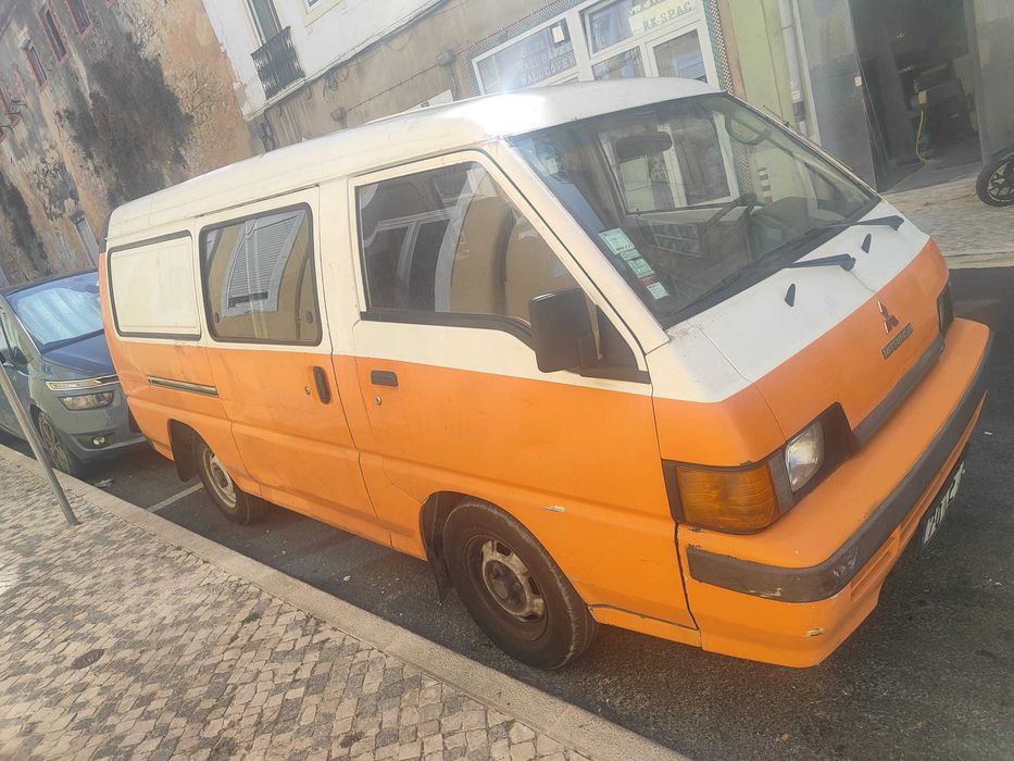 Vendo Mitsubishi L300