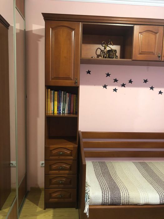 Дитячі меблі. Дитяча спальня