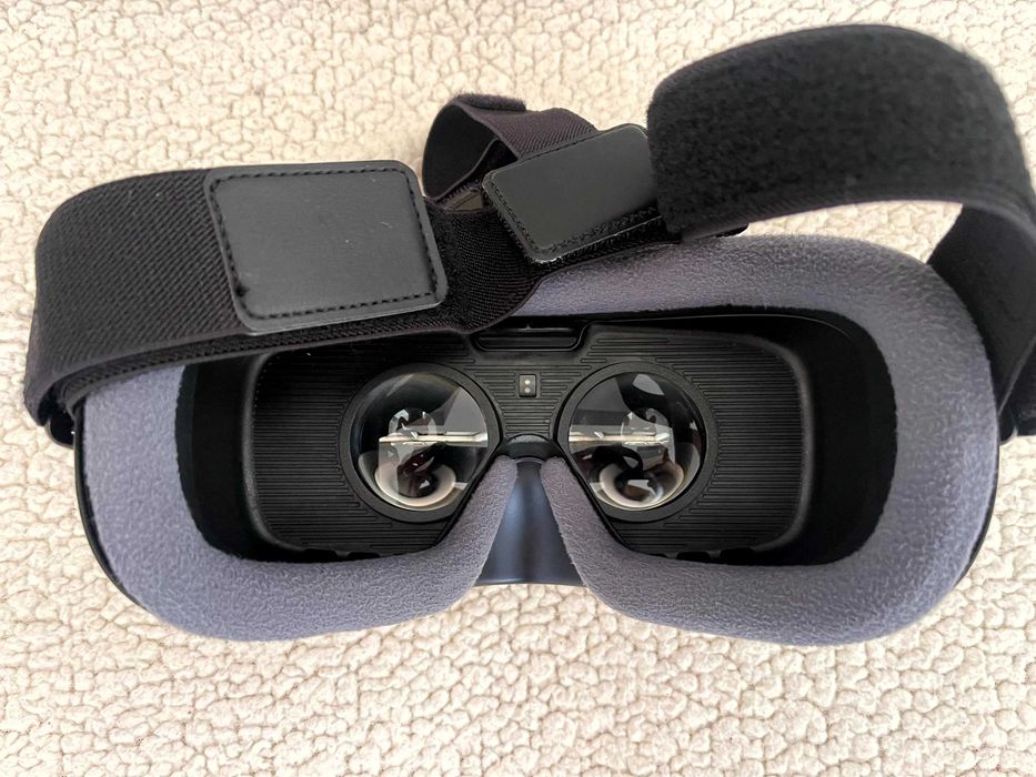 Samsung - Gear VR - SM-R323
