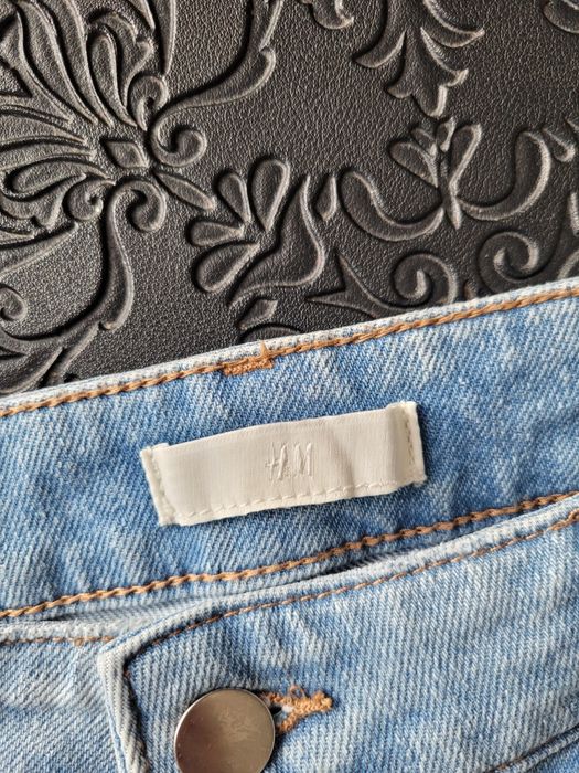 Nowe jasno niebieskie spodnie straight jeans wysoki stan rurki H&M L