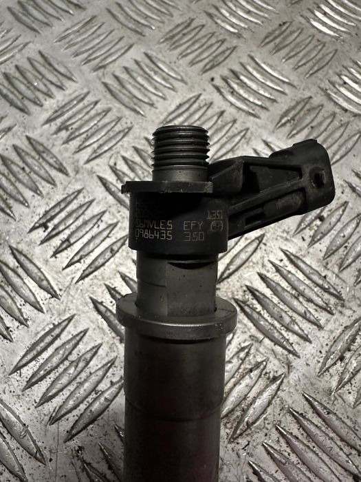 Wtryskiwacz 2.0 dci 350