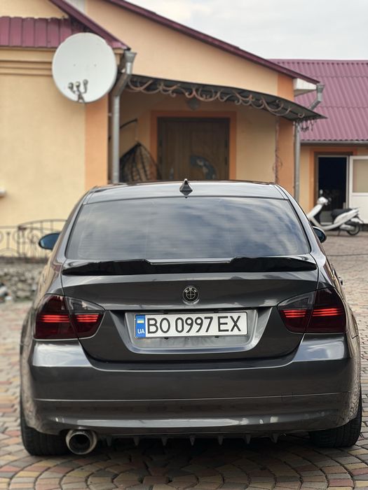Bmw e90.