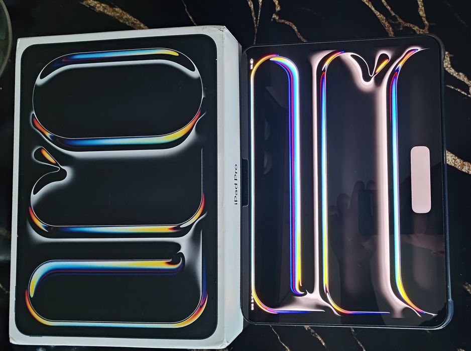 Apple iPad Pro 11 дюймів (2024)