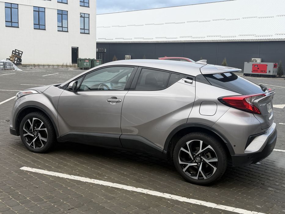 Продам tayota c-hr