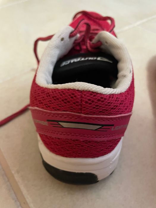 Ténis - Marca Outpace