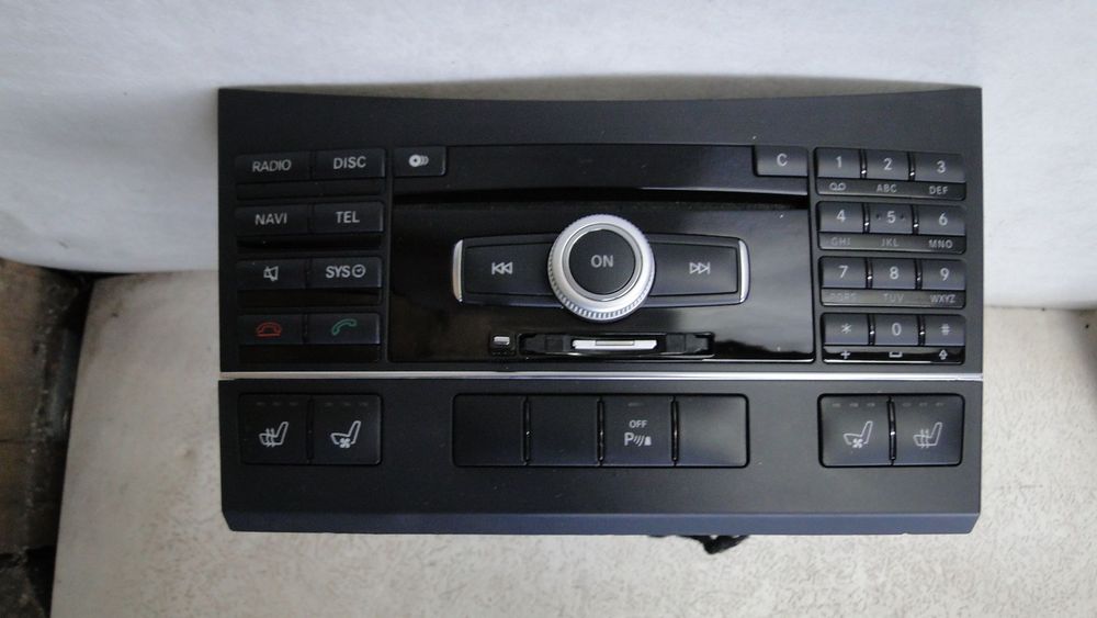 MERCEDES E-KLASA W212 W207 RADIO CD MP3 NAWIGACJA GPS