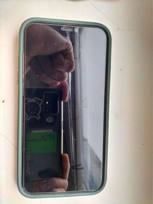 Iphone 11 64 gb акб 84%