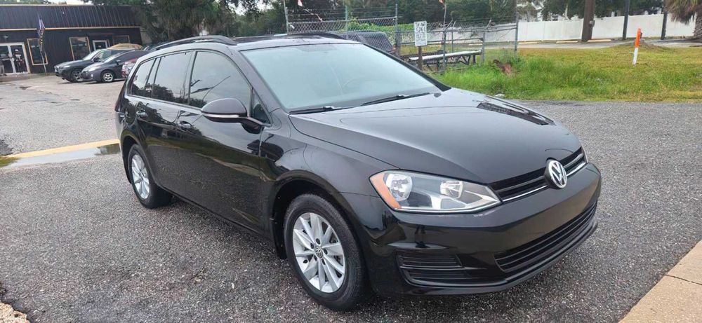 Volkswagen Golf Sportwagen Se      2015
